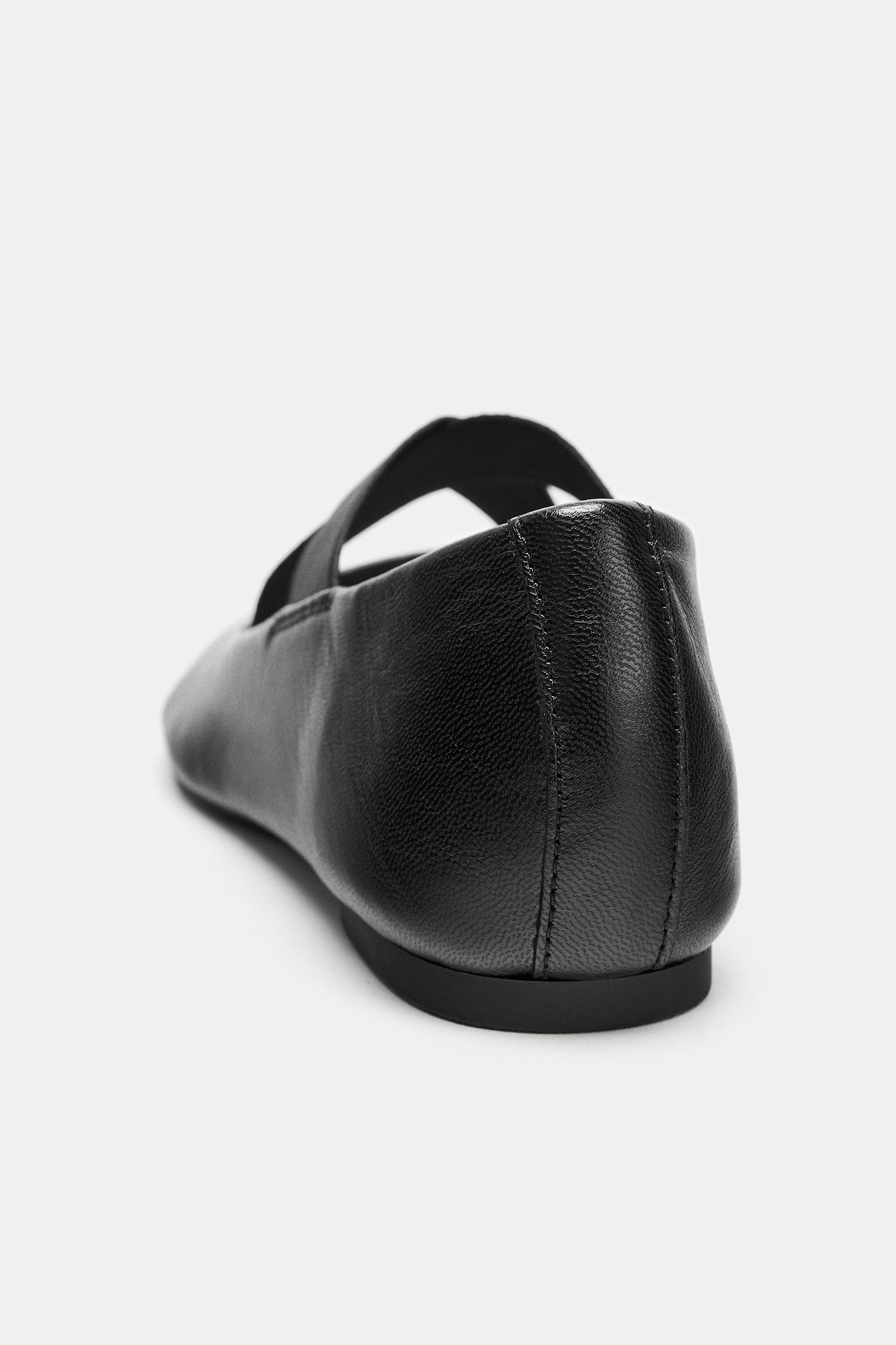 LEATHER BALLET FLATS WITH CROSSED ELASTIC STRAPS